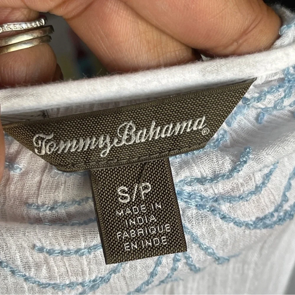 TOMMY BAHAMA | White Embroidered Boho Tunic Top Sz S - Picture 5 of 6